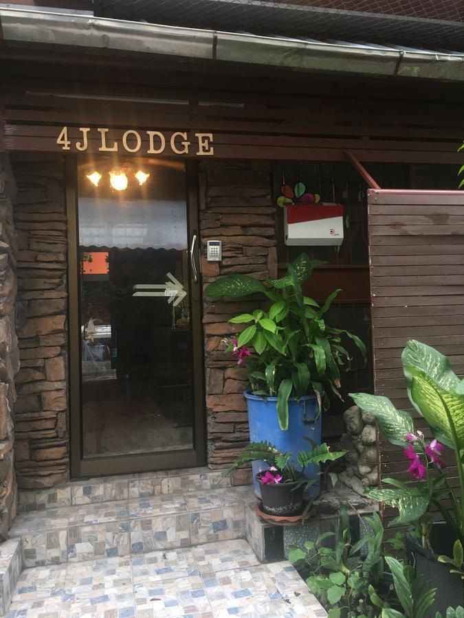 4J Lodge Bangkok Exteriör bild